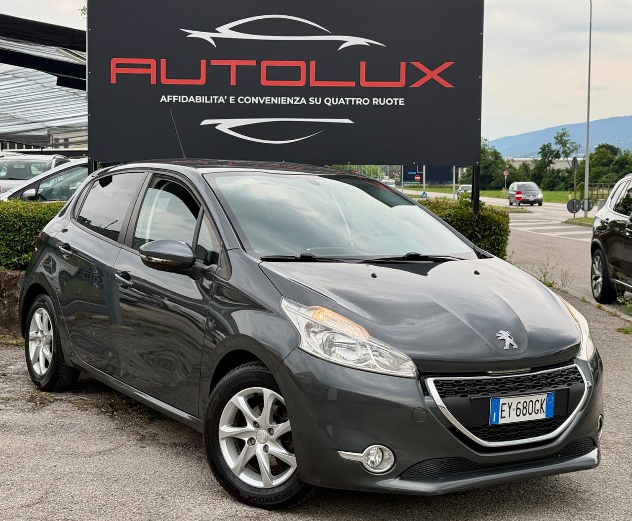 Peugeot 208 1.4 HDi 68 CV 5PT OK NEOPATENTATI
