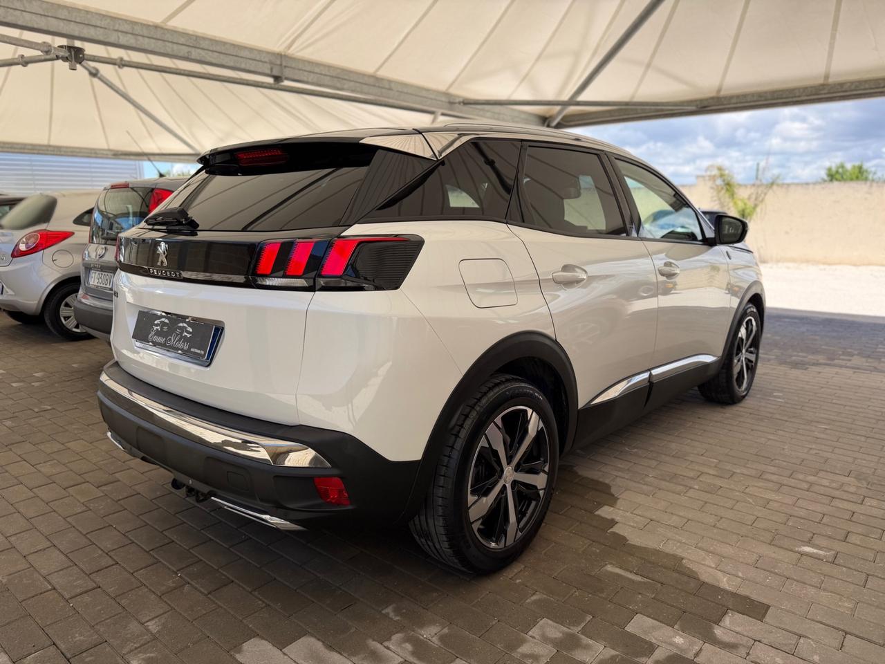 Peugeot 3008 BlueHDi 130 S&S EAT8 Crossway