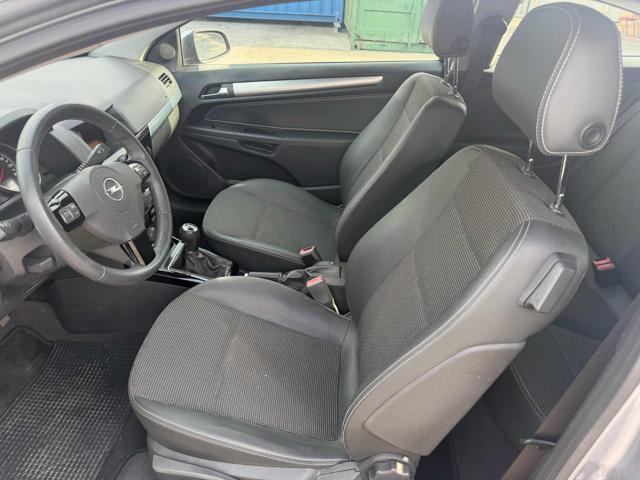 OPEL Astra 107,051km GTC 1.6 16V VVT 3p Cosmo Bellissima