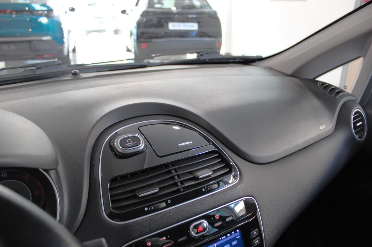 FIAT Punto 1.3 Mjet Lounge - 2015