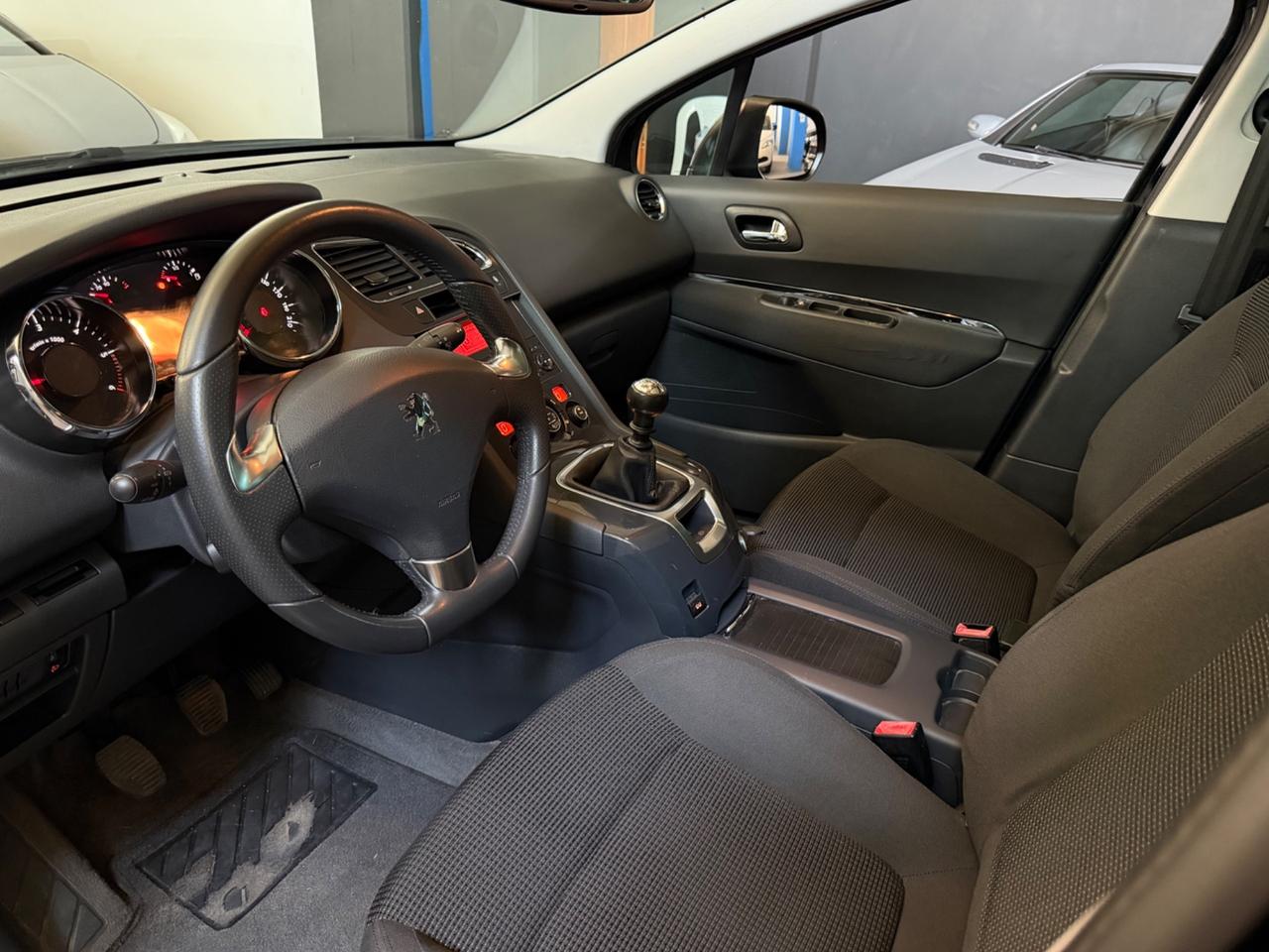 Peugeot 5008 1.6 HDi 7 Posti