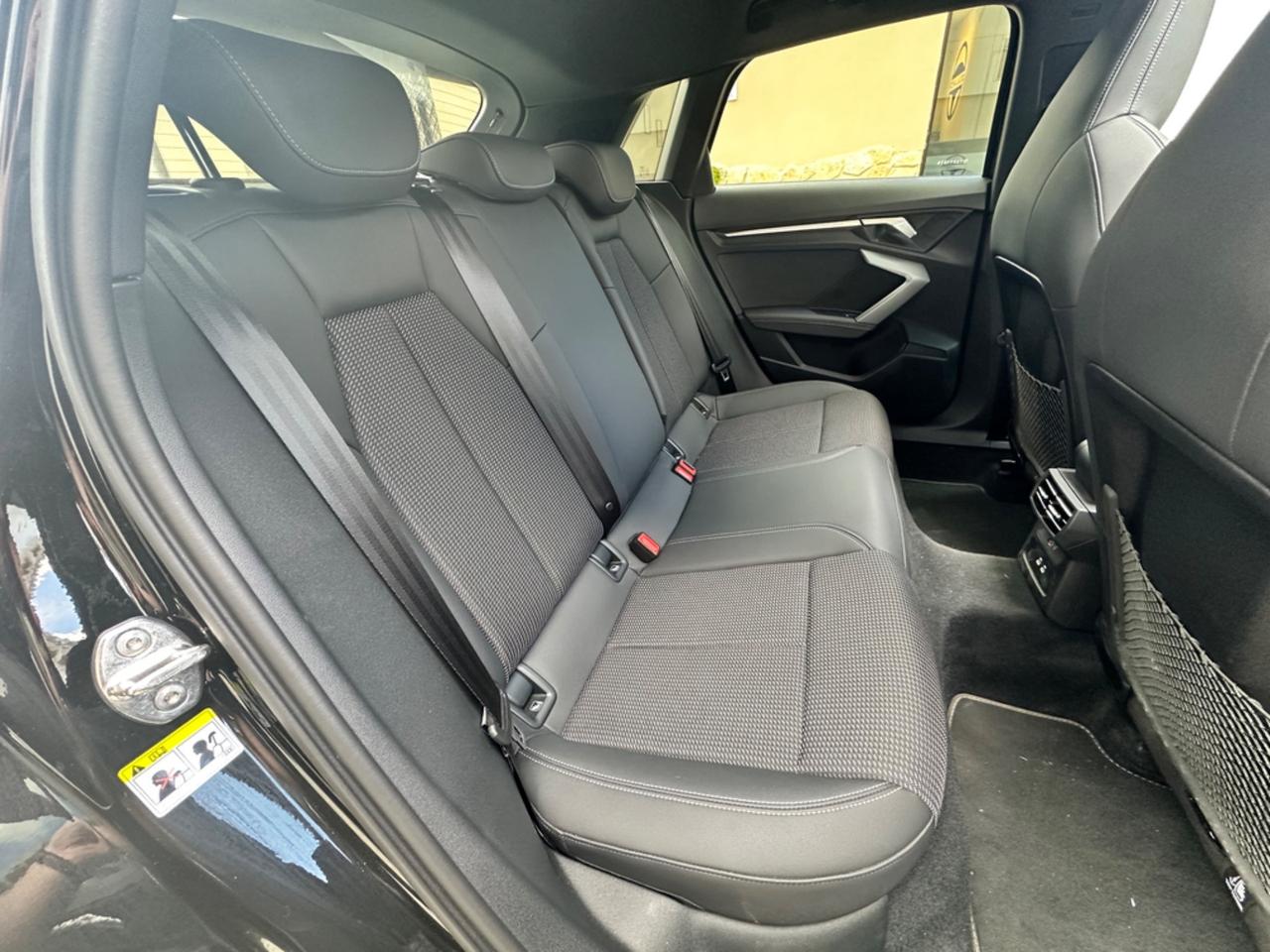 Audi A3 S3 Sedan TFSI quattro S tronic sport attitude