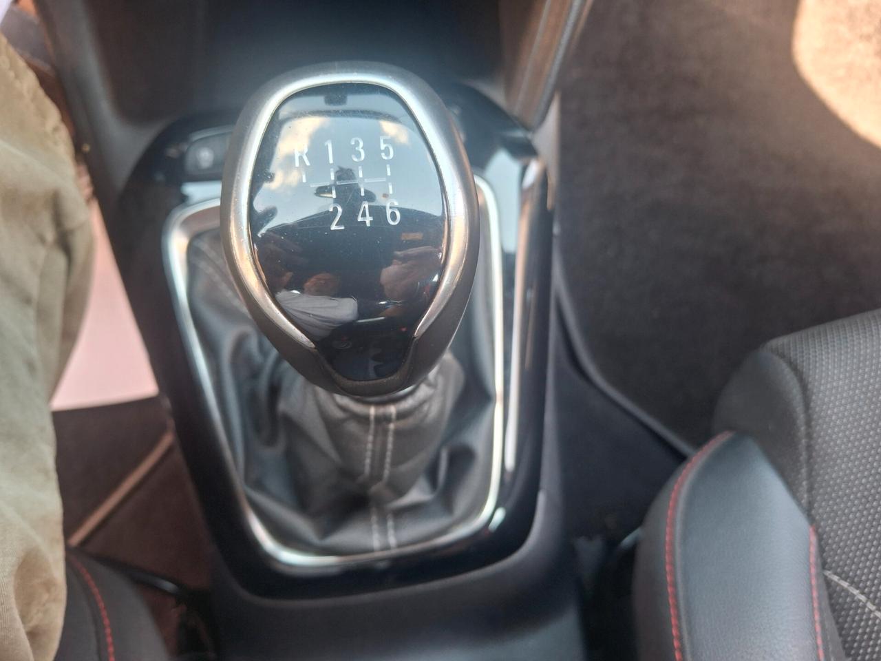 Opel Corsa 1.2 100 CV GS Line Neopatentati