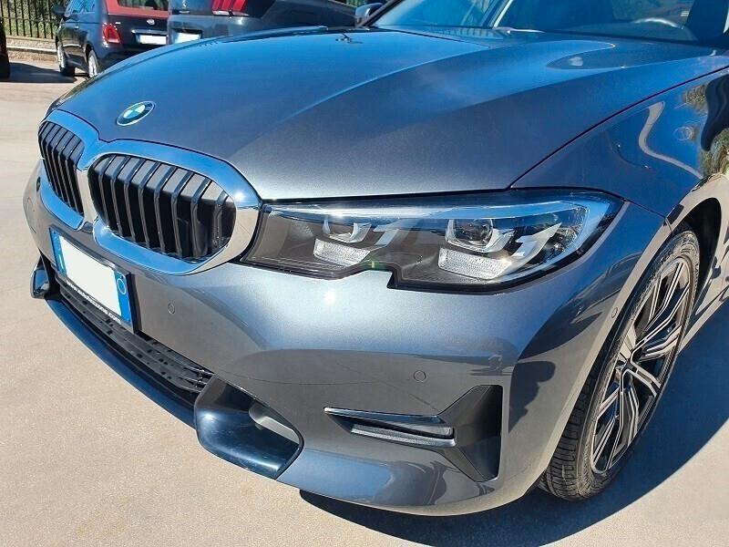 BMW 320d 190CV Mild-Hybrid Auto SPORT LED NAVI CAM