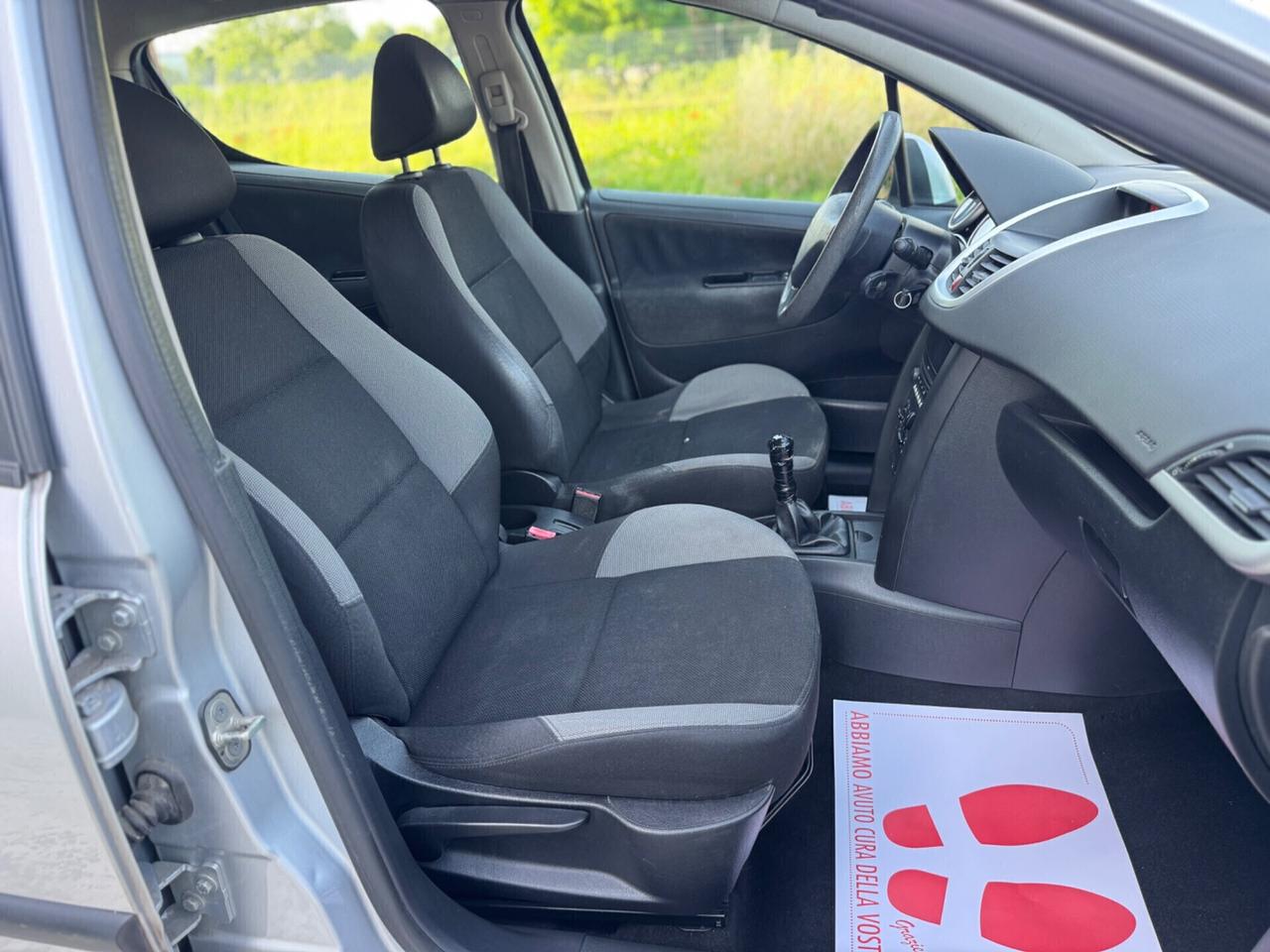 Peugeot 207 1.4 8V 75CV 5p. Energie Sport