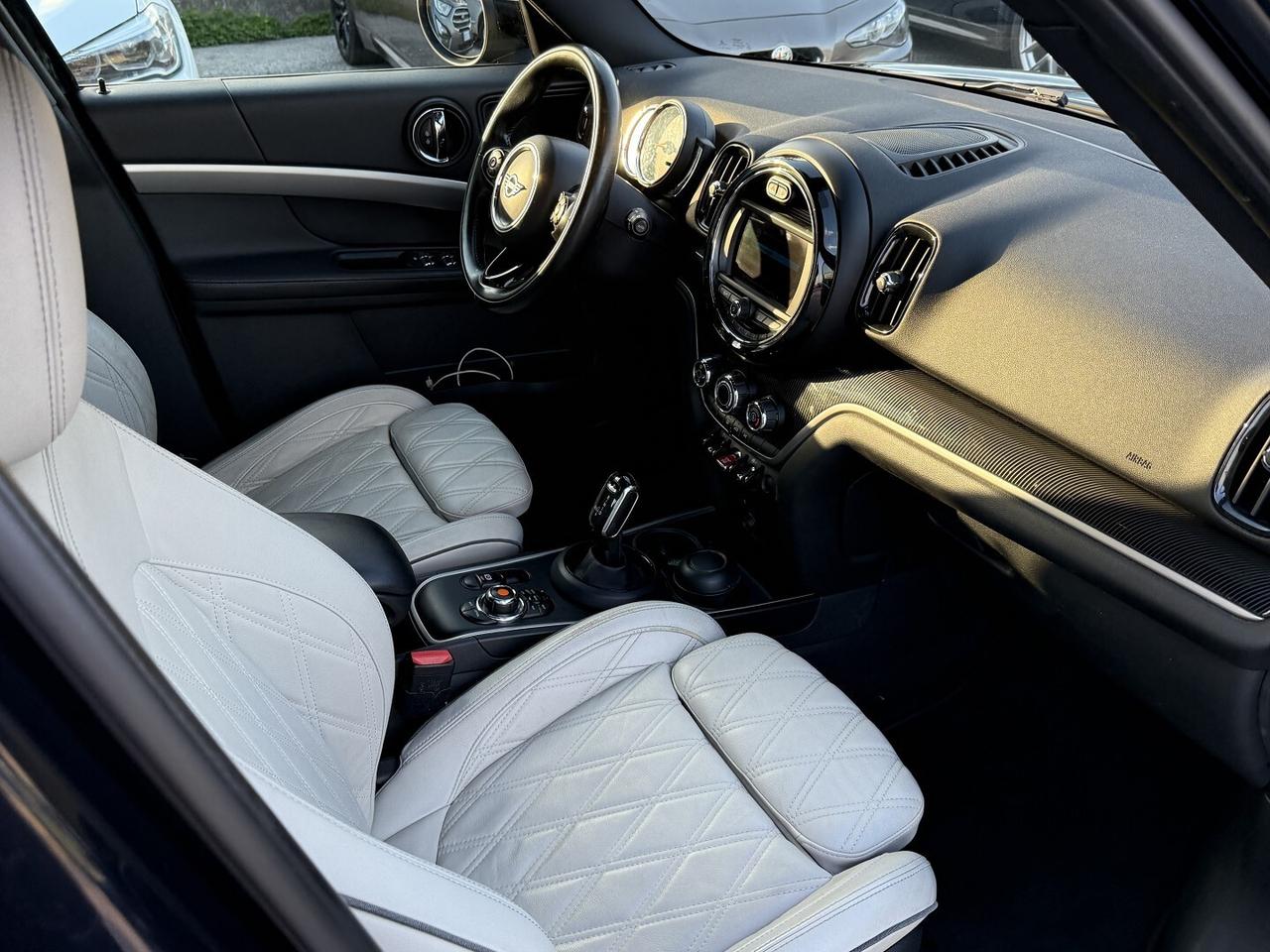 MINI COUNTRYMAN COOPER DIESEL STUPENDA