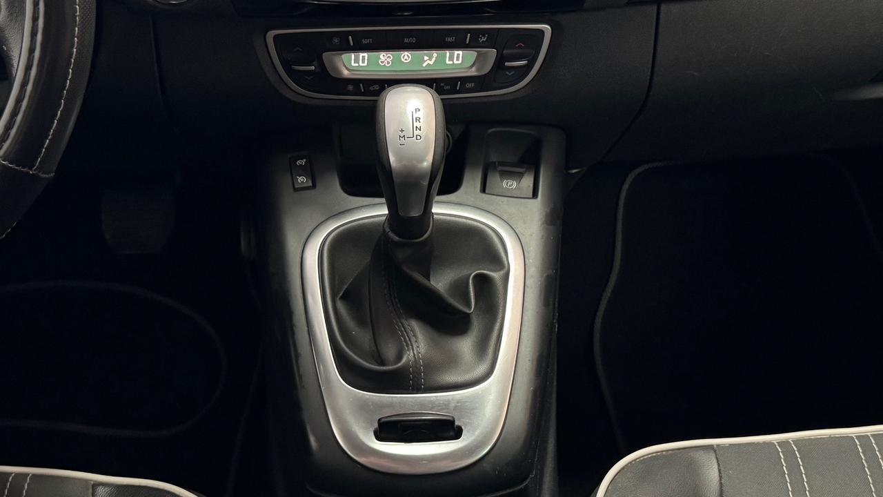 Renault Scenic XMod 1.5 dCi 110CV EDC Live