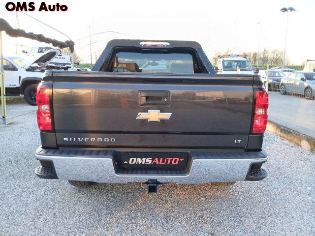 CHEVROLET Silverado LT 5.3 L V8 EcoTec3