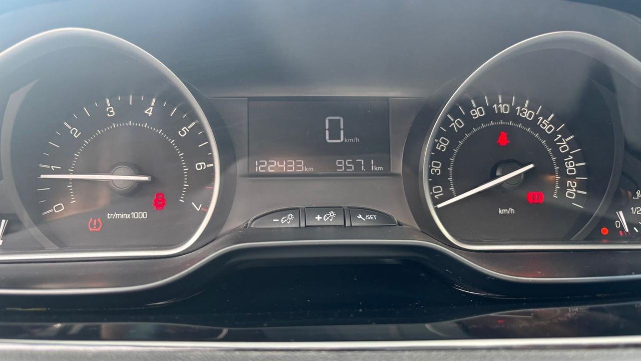 Peugeot 208 PureTech 82 5 porte Active