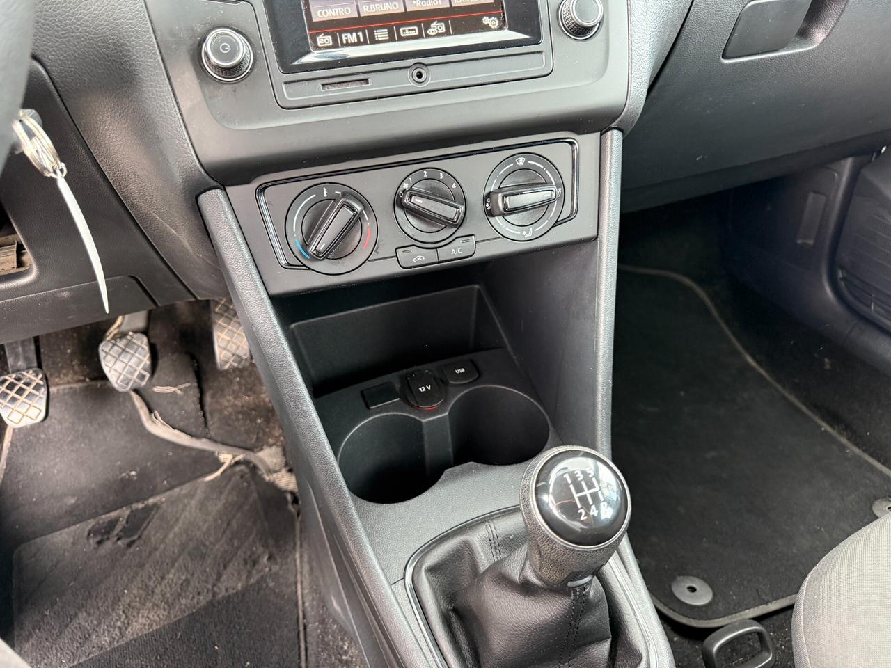 VOLKSWAGEN POLO ANNO 2015 1.0 BENZINA 60 CV