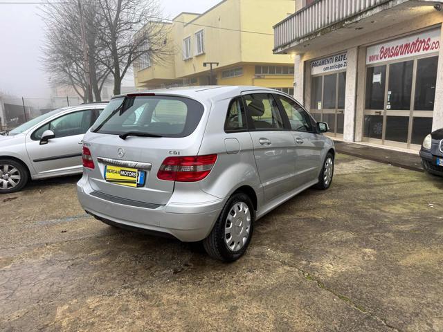 MERCEDES-BENZ B 180 CDI Executive