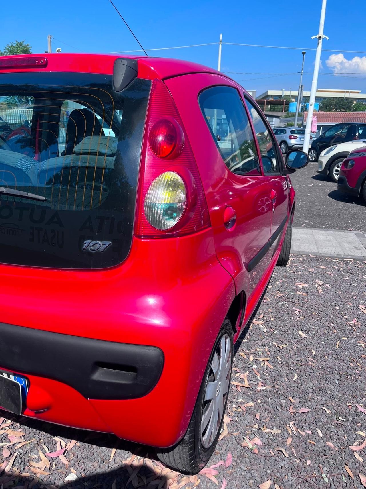 Peugeot 107 1.0 68CV 5p. Plaisir