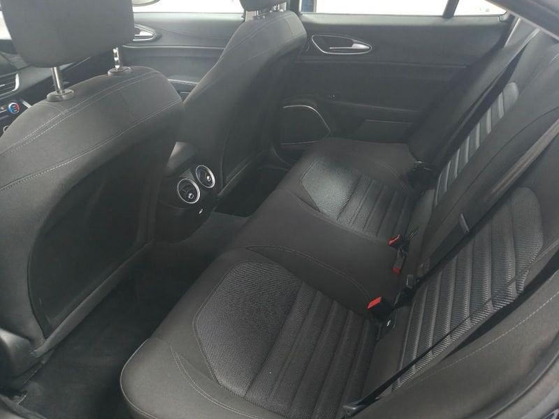 Alfa Romeo Giulia Giulia 2.2 Turbodiesel 136 CV AT8 Business