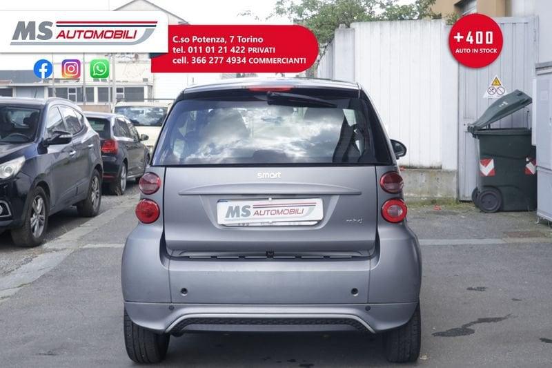 smart fortwo smart fortwo 1000 52 kW MHD cabrio Urbanrunner 52KW ANNO 2014