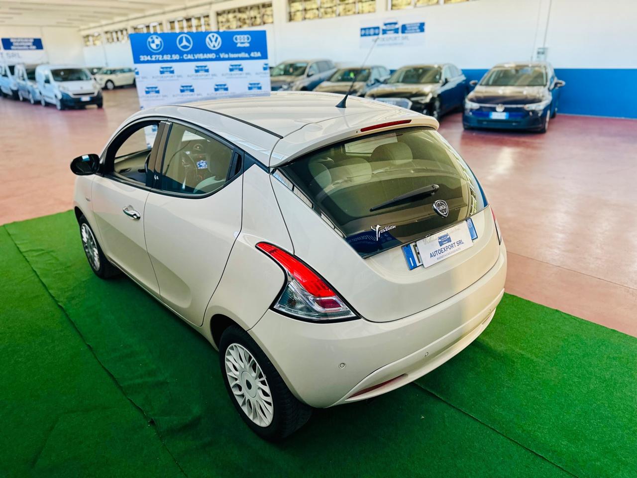 Lancia Ypsilon 1.2 69 CV/2017/ok neopatentati