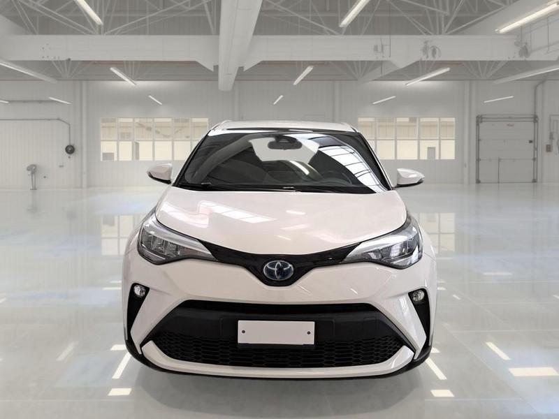 TOYOTA C-HR 1.8H 98CV E-CVT Business