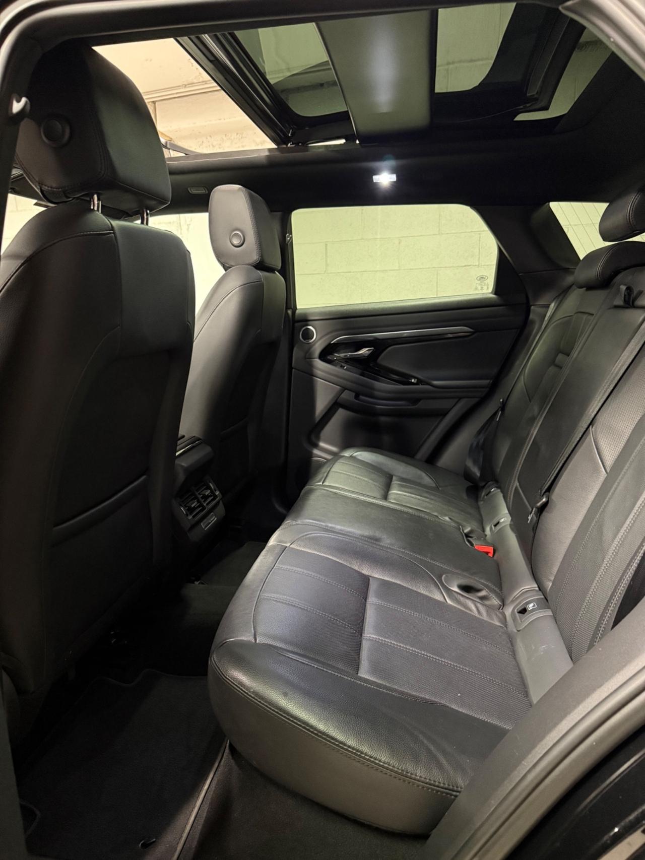 Land Rover Range Evoque 2.0D 163 CV R Dynamic TETTO