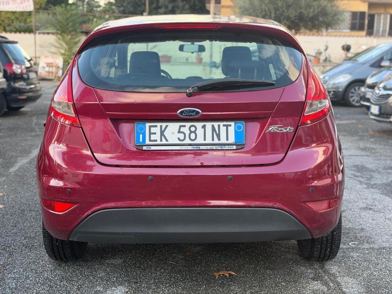 Ford Fiesta Ikon 1.4 TDCi 70CV 5 porte