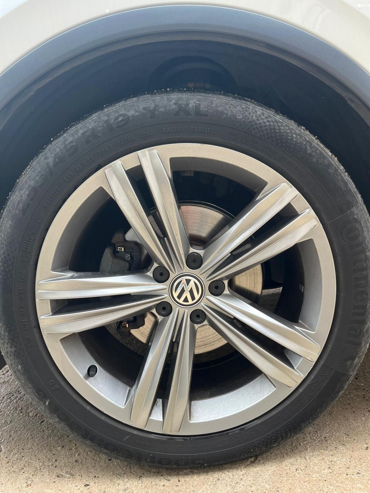 Volkswagen Tiguan 2.0 TDI SCR DSG 4MOTION Advanced BMT