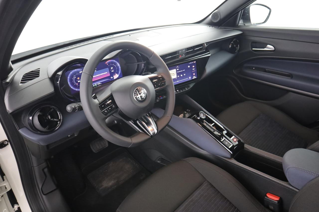 ALFA ROMEO Junior 1.2 136 CV Hybrid eDCT6