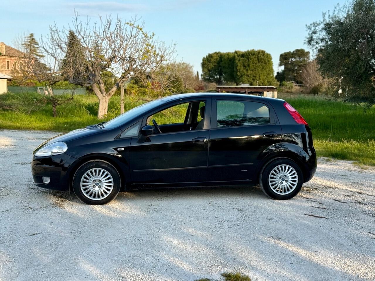 Fiat Grande Punto 1.3 Diesel MTJ unipro NEOPATENTATI
