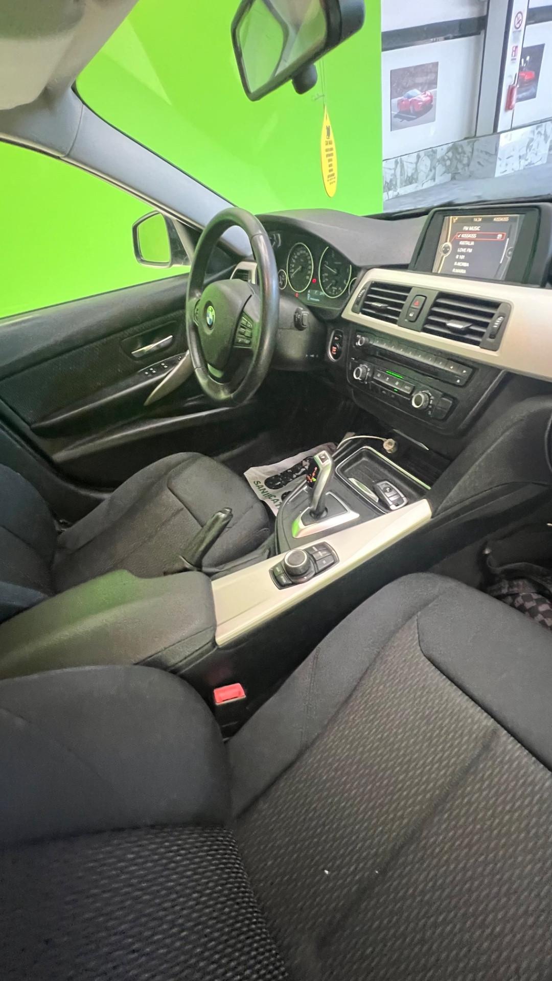 Bmw 318 318d Luxury