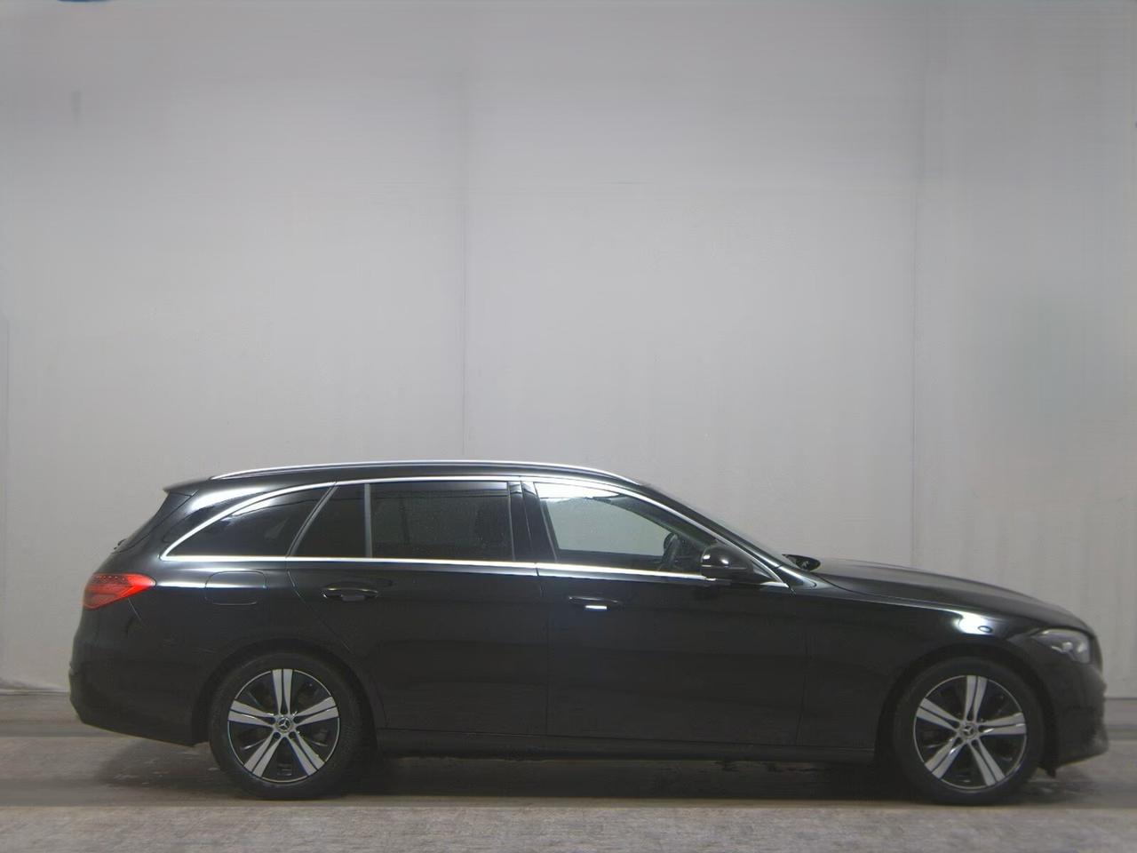 Mercedes-Benz C 220 d Avantgarde Telecamera LED Navi