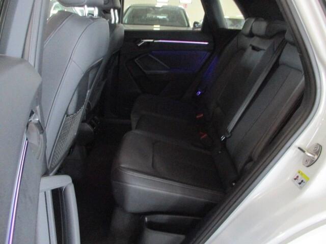 Audi Q3 SUV (35) Blackline 2.0 TDI 150CV S-Tronic