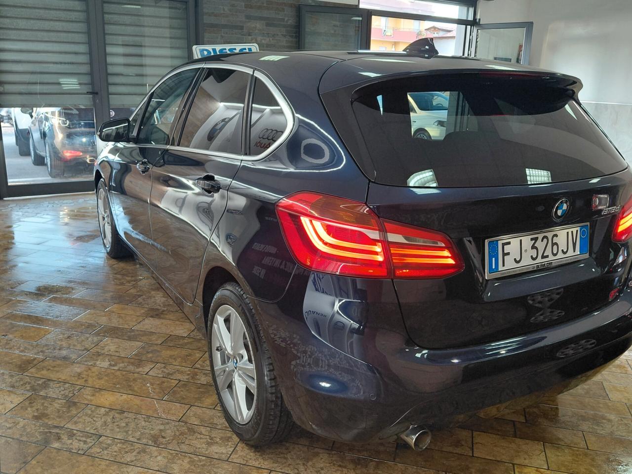 Bmw 2er Active Tourer 218d xDrive Advantage
