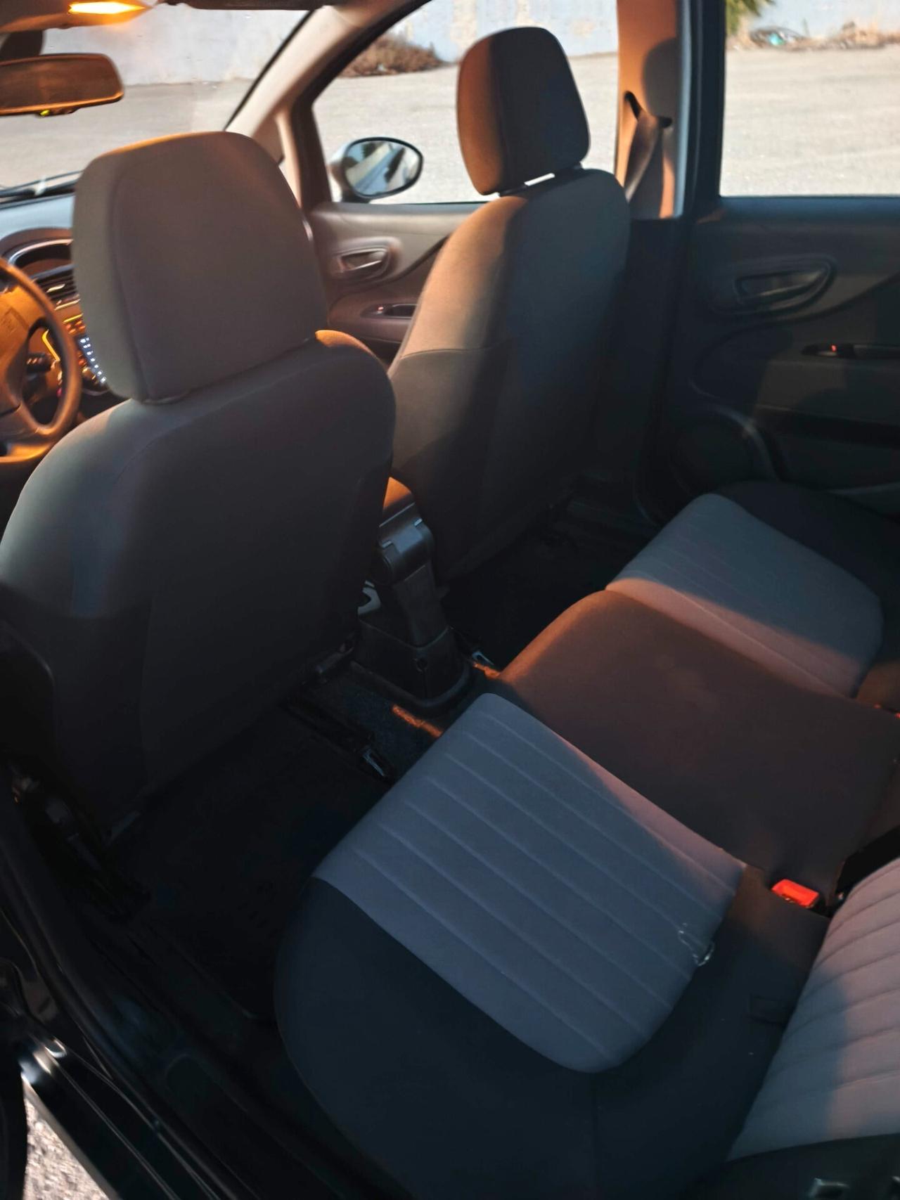 Fiat Punto 1.3 MJT II S&S 95 CV 5 porte Street(12 mesi di garanzia)