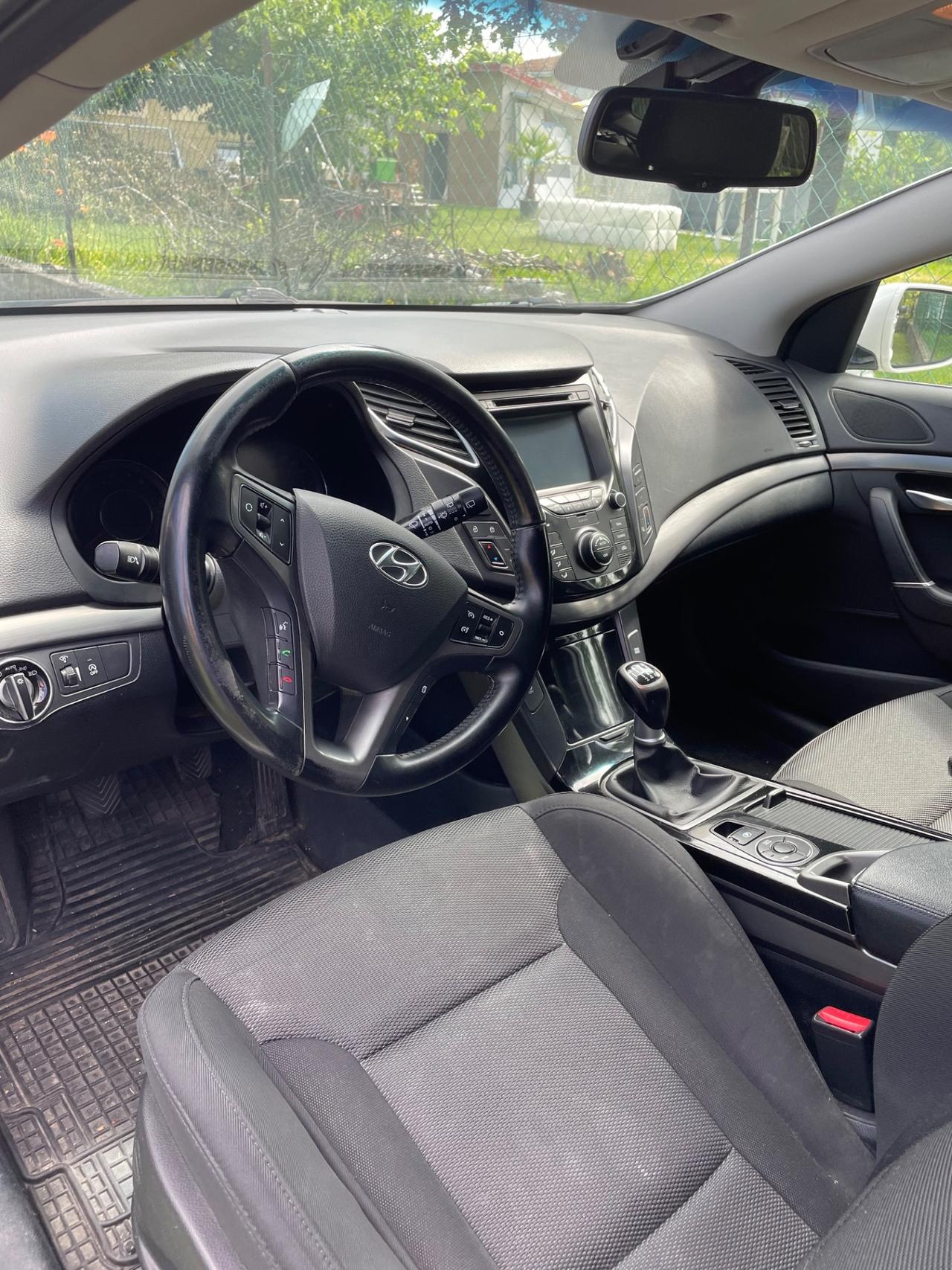 Hyundai i40 Wagon 1.7 CRDi 141 CV Business