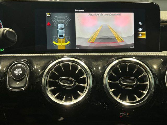 MERCEDES-BENZ A 220 d Automatic 4Matic Premium SEDAN