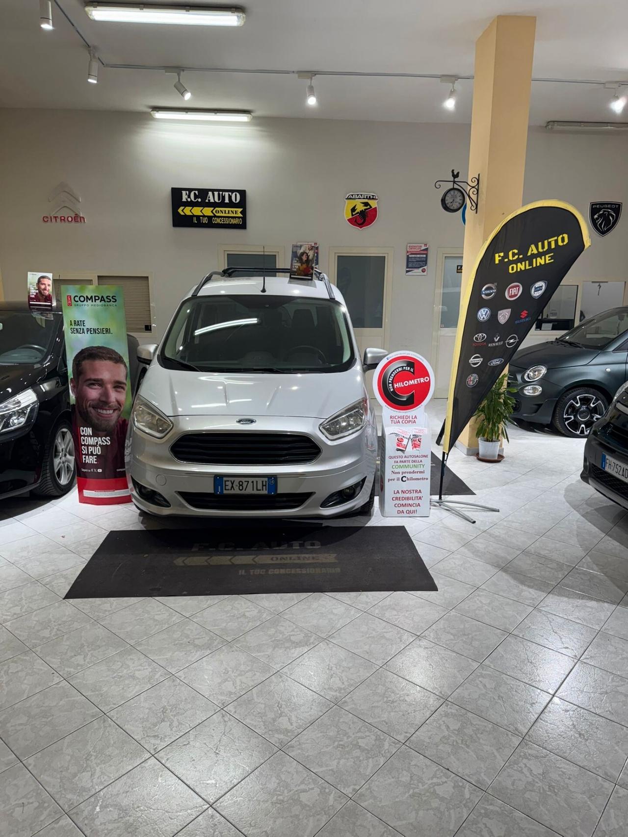 Ford Tourneo Courier 1.6 TDCI 95 CV Titanium