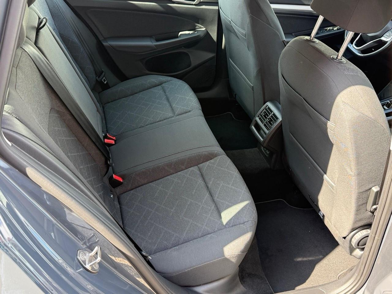 VW Golf 2.0 TDI DSG Life/TG UFFICIALI/UNIPRO