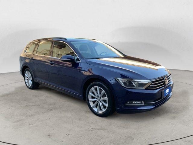 VOLKSWAGEN Passat Variant 1.6 TDI SCR DSG Business BMT