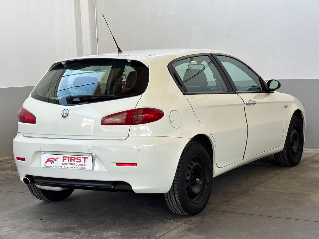 Alfa Romeo 147 1.6 16V TS 5 porte Distinctive