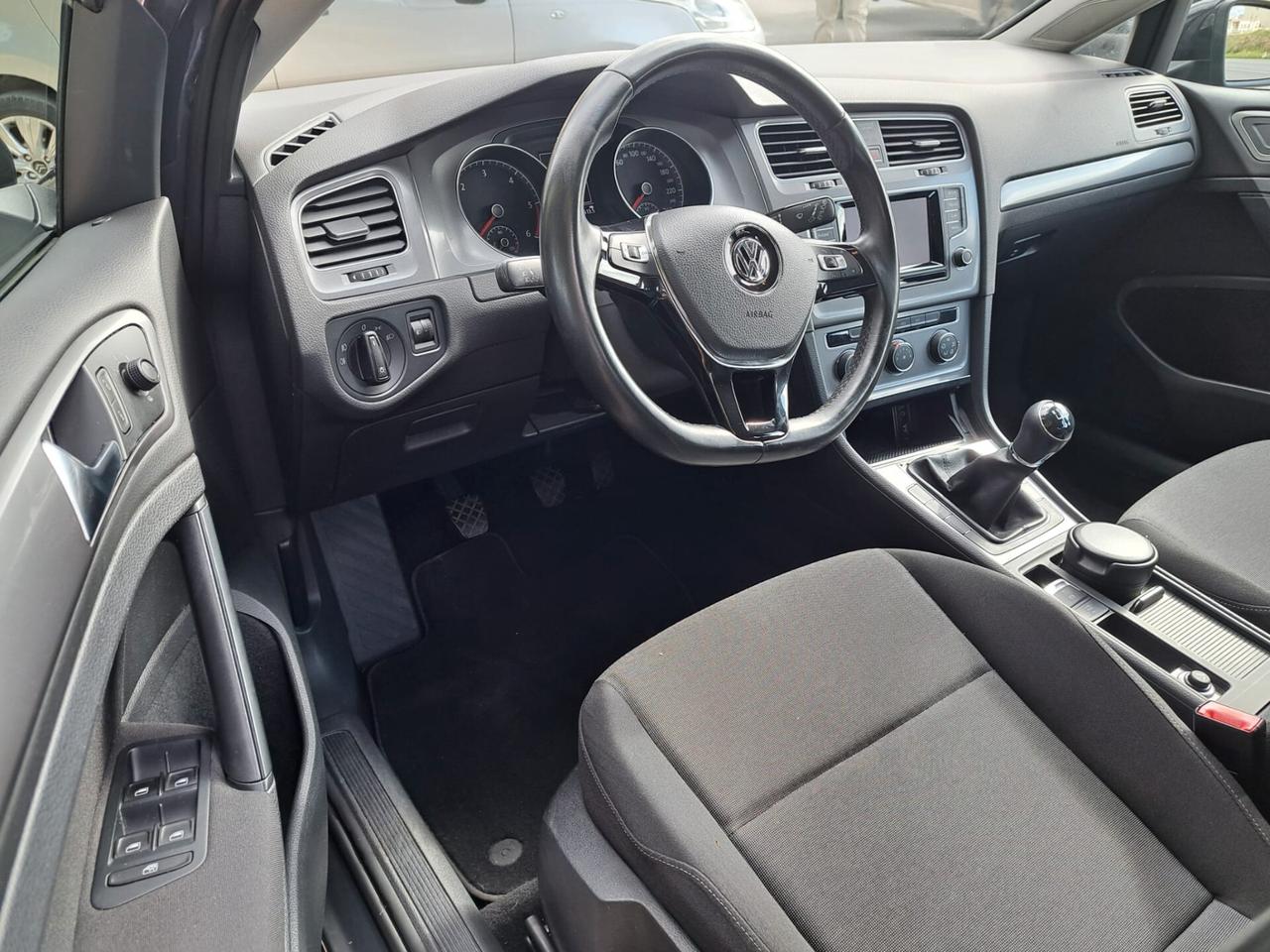 VW Golf 7- 1.6 TDI 5p. Comfortline BlueMotion-NEOPATENTATI