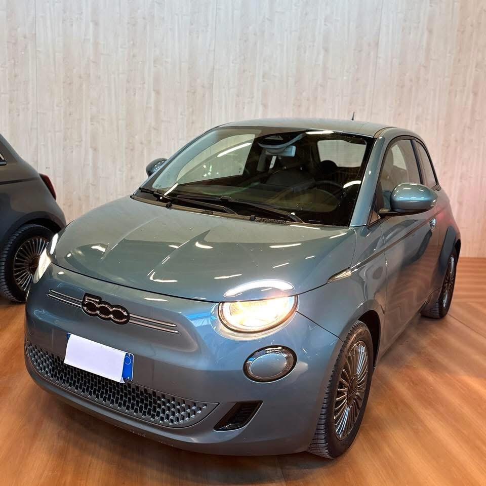 Fiat 500 500e 3+1 42 kWh Icon