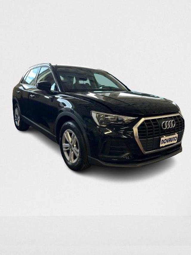 AUDI Q3 35 TDI quattro S tronic Business