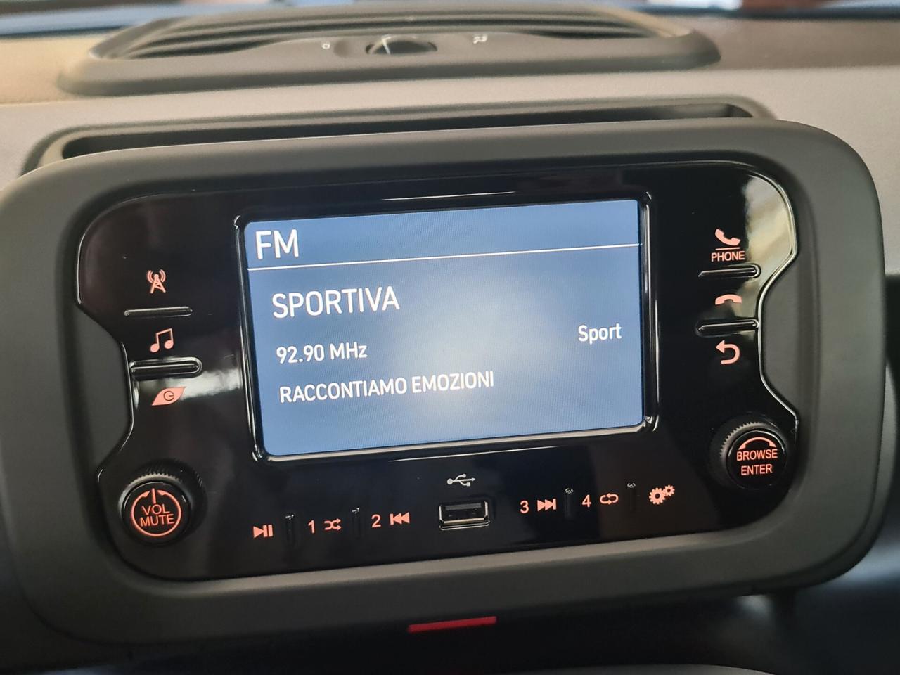 Fiat Panda 1.0 FireFly S&S Hybrid City Life - prezzo reale