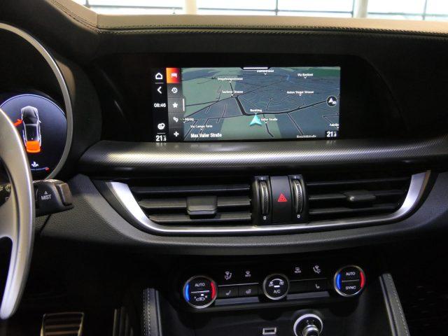 ALFA ROMEO Stelvio 2.0 Turbo 280 CV AT8 Q4 Veloce