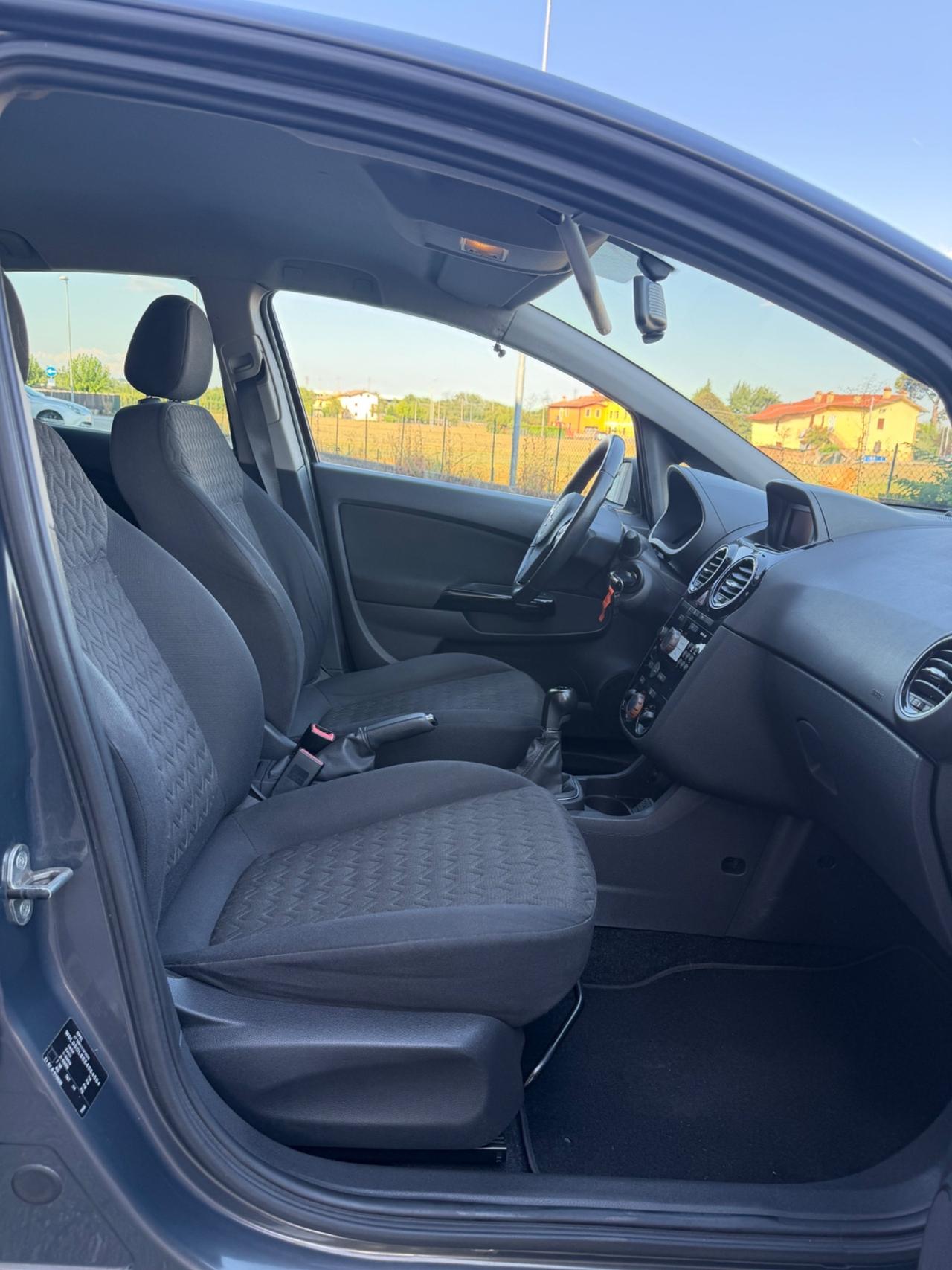 Opel Corsa 1.2 85CV 5 porte GPL-TECH Edition