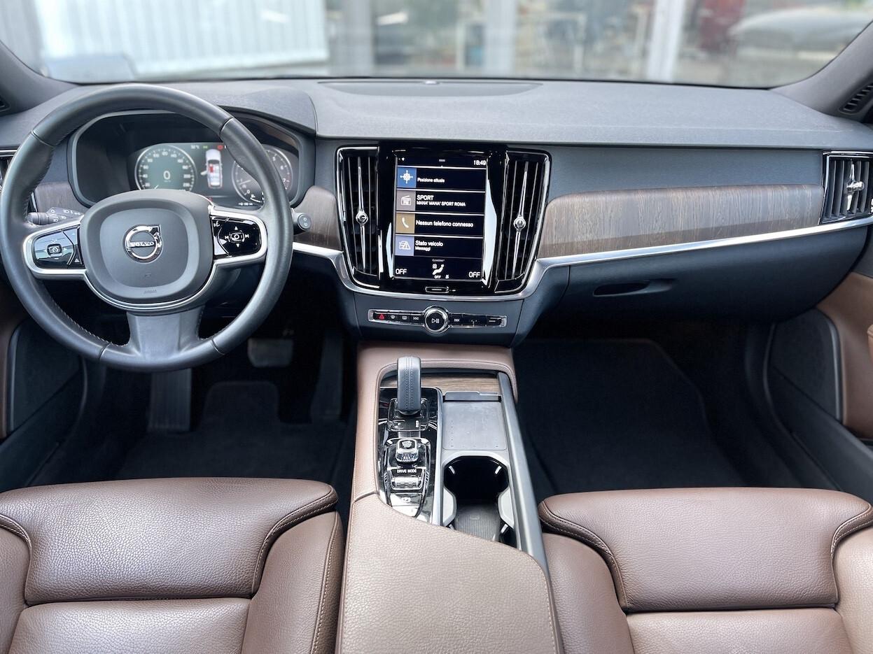 Volvo V90 Cross Country 2.0 Hybrid 250CV E6 AWD Automatica - 2021