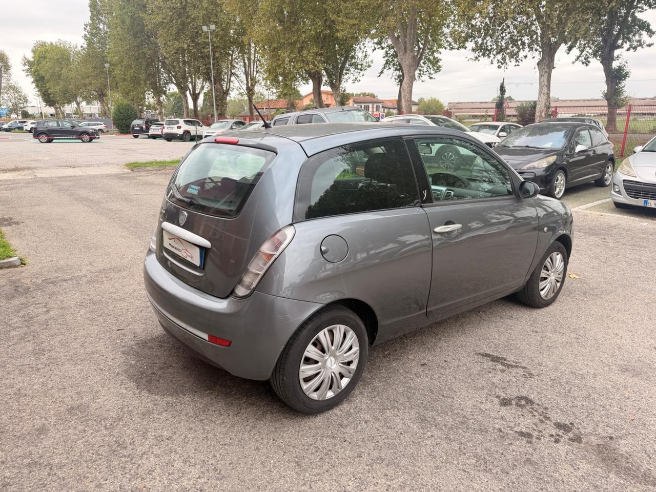 Lancia Ypsilon 1.2 Versus