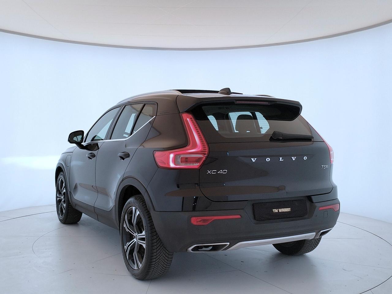 VOLVO XC40 1.5 t5 phev Inscription auto - IVA ESPOSTA - TETTO PANORAMICO