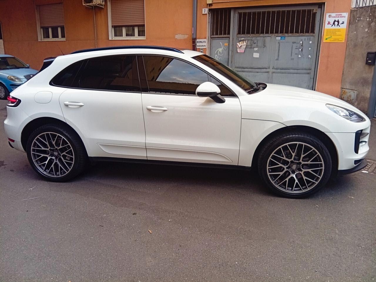 Porsche Macan 2.0