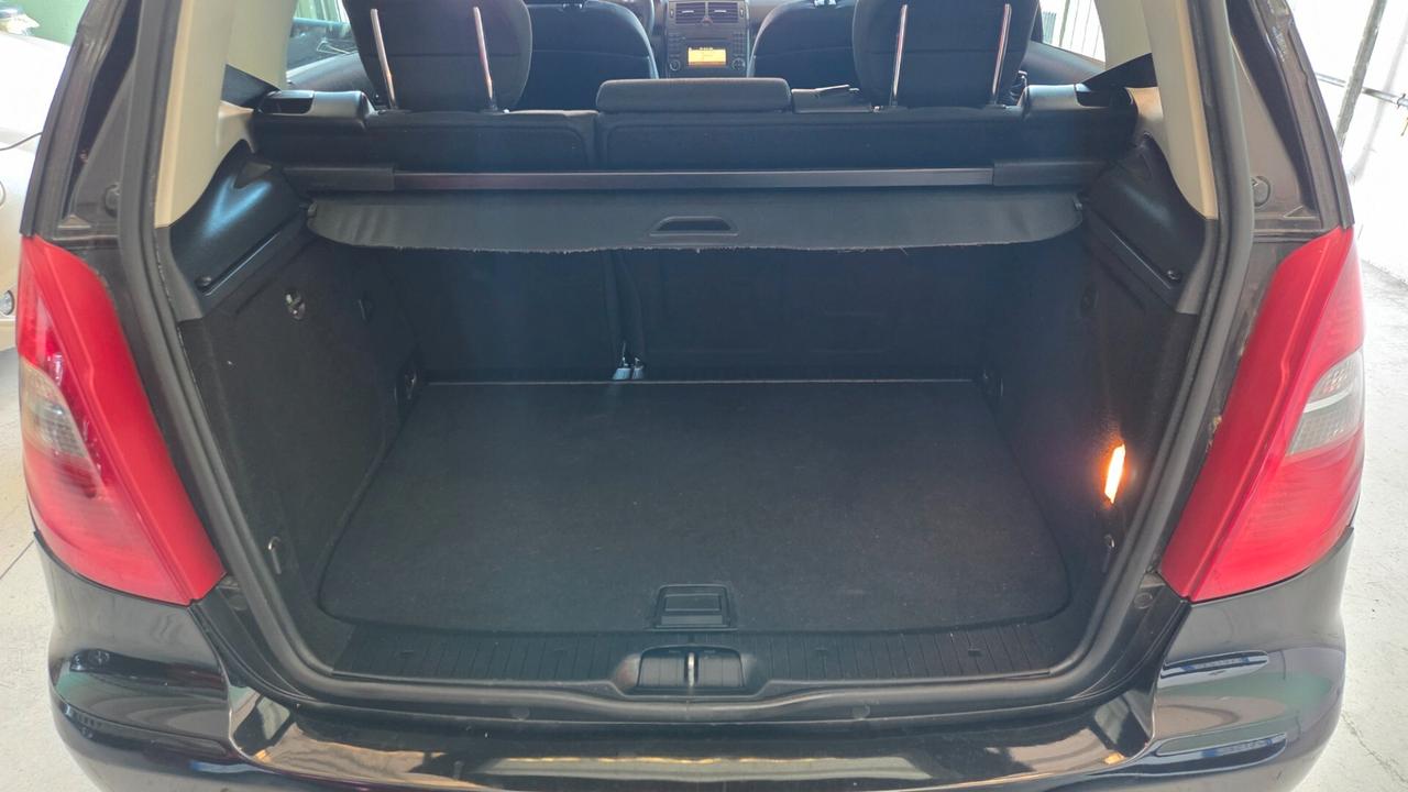 Mercedes-benz A 160 BlueEFFICIENCY Elegance UNICO PROPRIETARIO