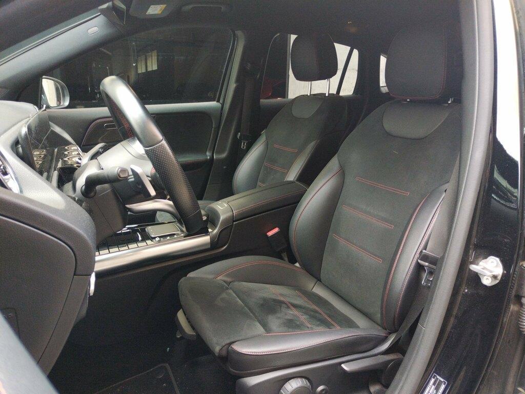 Mercedes GLA 180 180 D Premium 8G-DCT