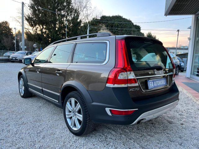 VOLVO XC70 D4 AWD Geartronic Summum