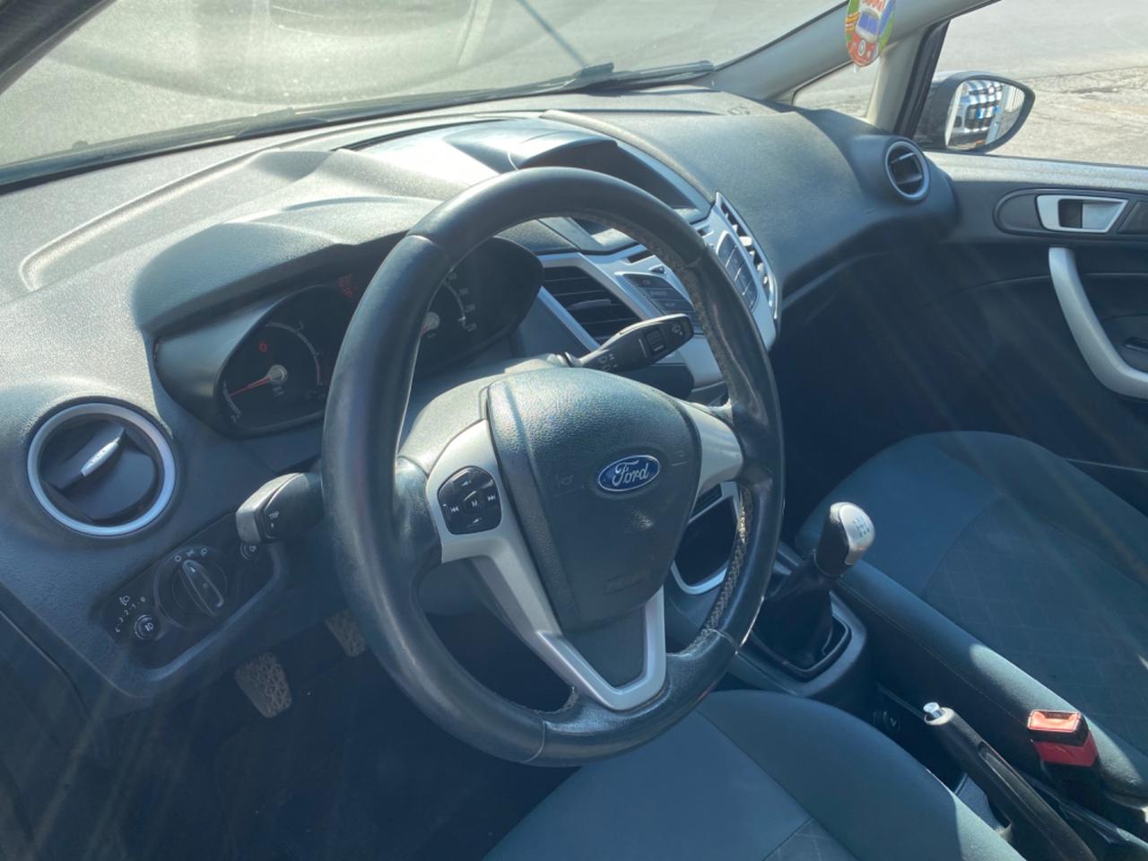 Ford Fiesta 1.2 82 CV 5 porte Titanium